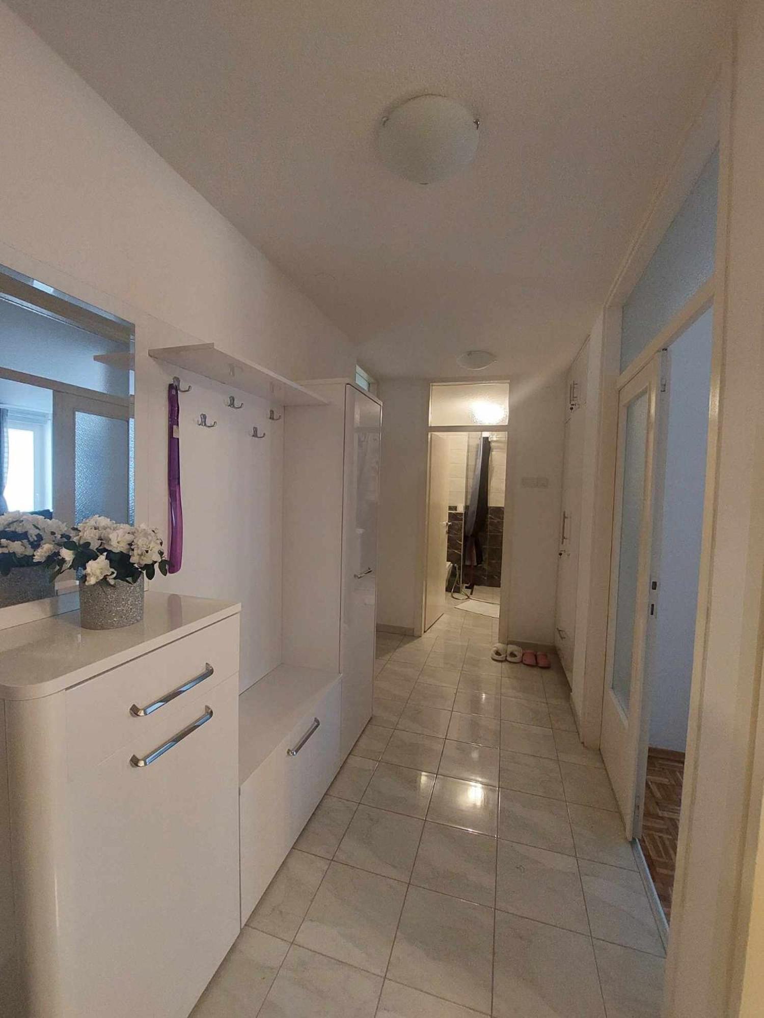 Apartman Adi ไยเซ ภายนอก รูปภาพ